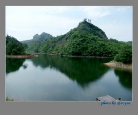 云岩湖游